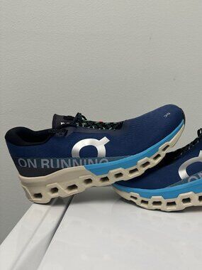 On Cloud Cloudmonster 2 Blue Mens Running Shoe Sneaker Size 13 Lightly Used No B